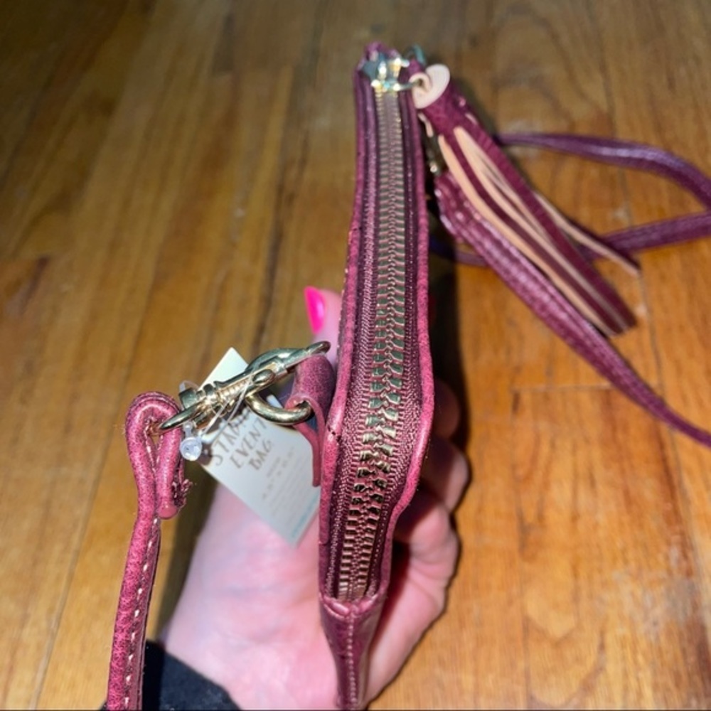 Maurices stadium crossbody bag - Picture 4 of 6